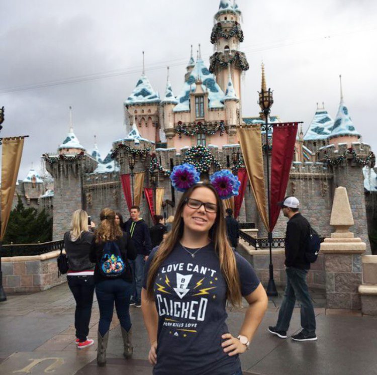 I Wore My Porn Kills Love Shirt To Disneyland And This Happened