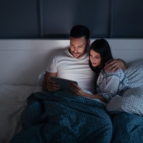 FAQ-does-watching-porn-help-relationship-in-long-run-couple-in-bed-computer