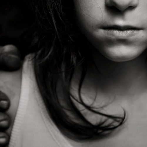 babysitting-trafficking-abuse-girl-black-and-white-porn-kills-love