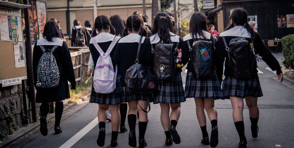 school-girls-child-fetish-child-abuse-uniform-asian-girls
