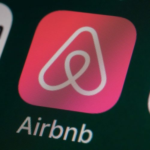 airbnb-sex-trafficking-hotel-industry