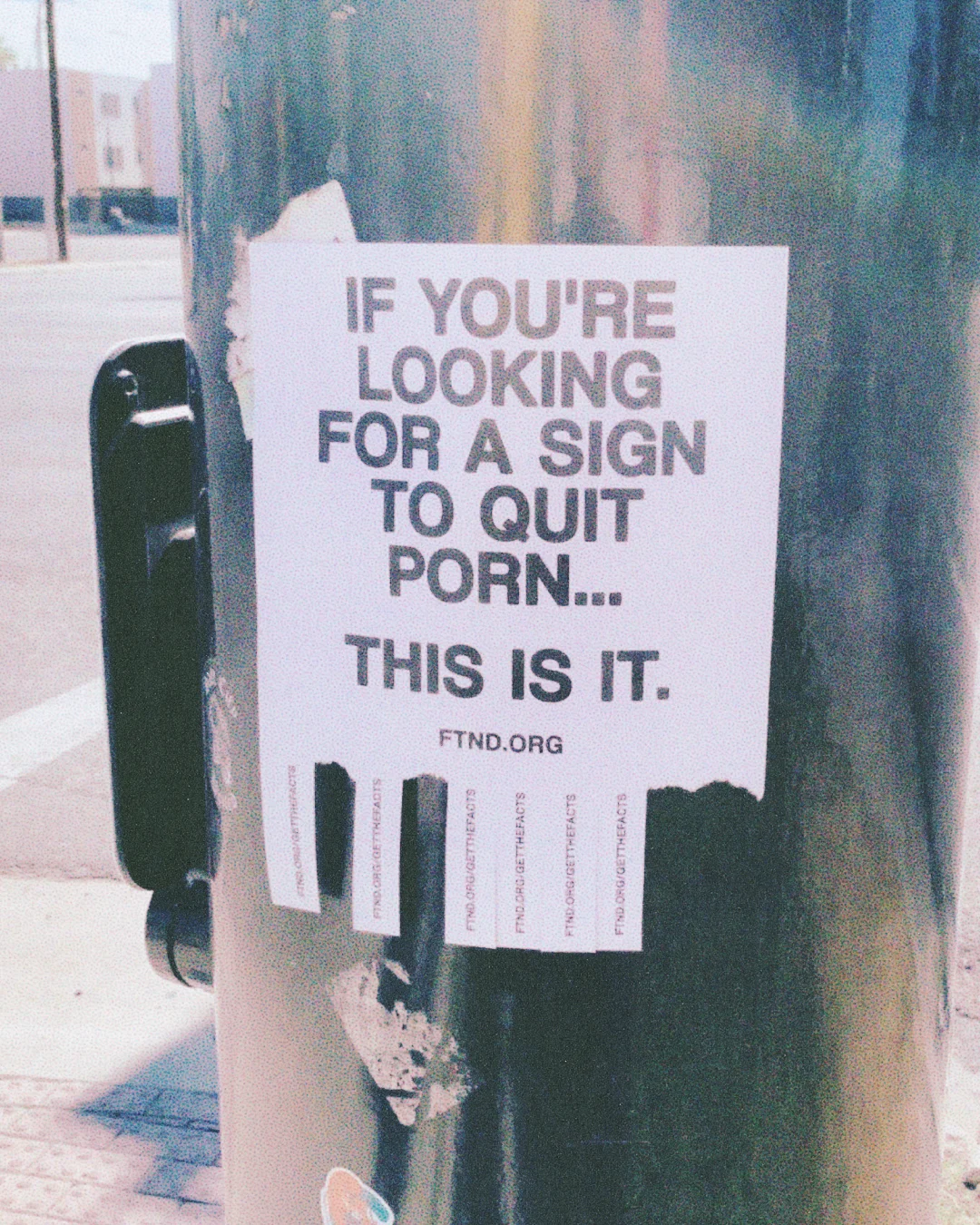 FTND_TearAway_Looking-Thumb-3